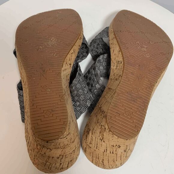 Zee Alexis Womens Sandal Slip On Crisscross Strap Size 8 - Picture 3 of 8